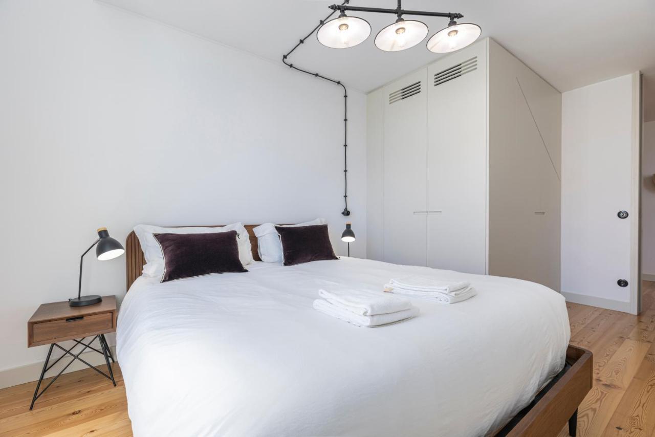 Glamorous 3Bdr Apartment In City Center By Lovelystay Lisboa Exterior foto